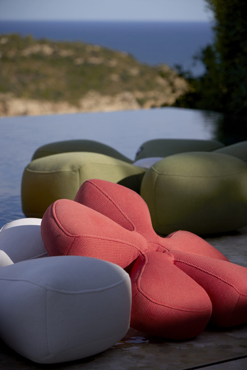 flower by OGO for outdoor and pool