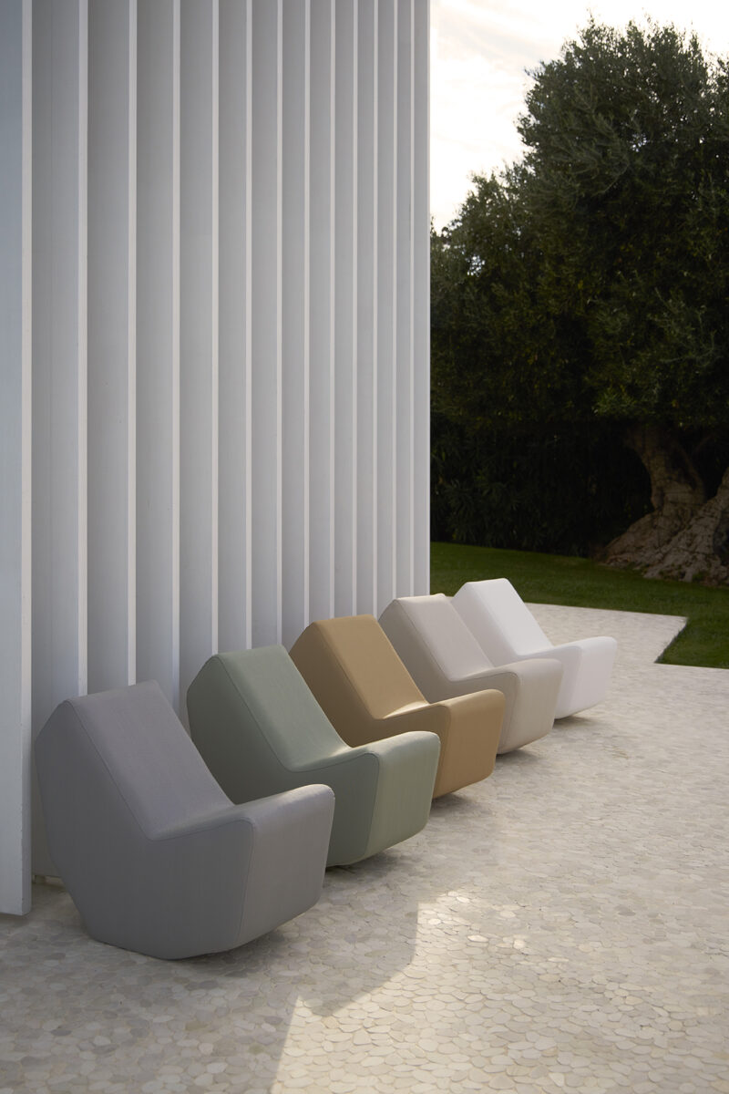 Lola G pouf outdoor patio garden furniture