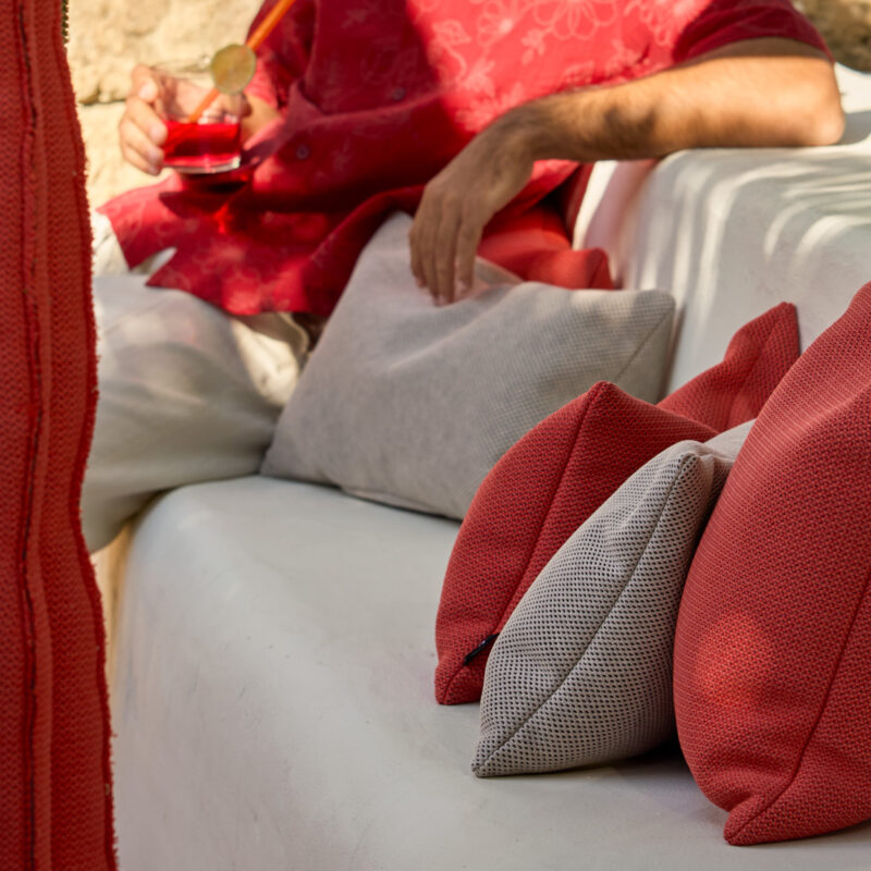 Cushion L